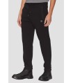 PANTALONES HUGO NEGRO LOGO METAL