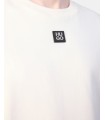 Camiseta Hugo blanca logo metal