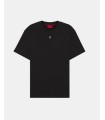 Camiseta Hugo negra logo metal