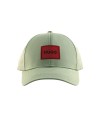 GORRA HUGO VERDE MENTA LOGO ROJO