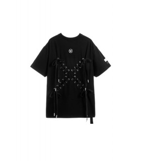 CAMISETA NEGRA MWM DISEÑO DE CUERDAS