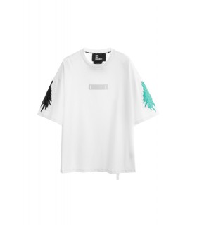 CAMISETA BLANCA MWM MANGA AZUL Y NEGRA