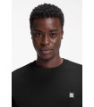 CAMISETA NEGRA HUGO BORDADO FLORES